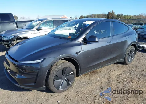 2026 Tesla Model Y Premium Rear-Wheel Drive/Standard Rear-Wheel Drive z USA, uszkodzony, nr VIN 7SAYGDED1TF397423